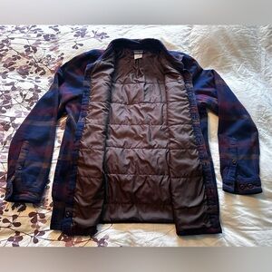 Men’s Patagonia Insulated Fjord Flannel Jacket in Large